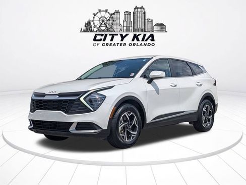 Certified 2024 Kia Sportage LX FWD image 2