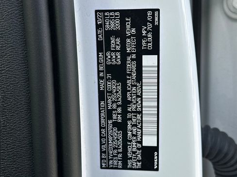 Used 2023 Volvo XC40 Recharge Ultimate image 34