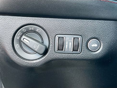 Used 2021 Dodge Challenger R/T Scat Pack w/ Shaker Package image 10