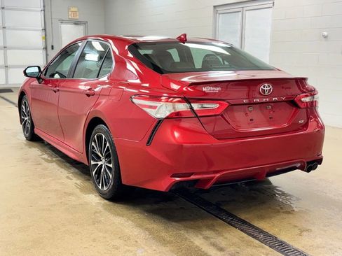 Used 2020 Toyota Camry SE w/ Convenience Package image 7