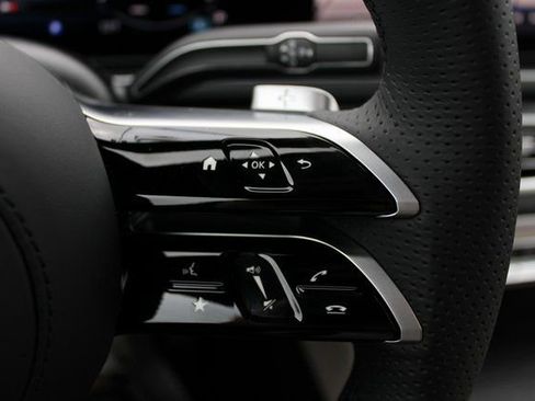 New 2026 Mercedes-Benz GLS 450 4MATIC image 23