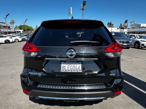 Used 2019 Nissan Rogue SV FWD image 7
