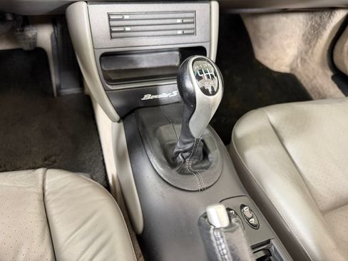 Used 2001 Porsche Boxster S RWD image 17