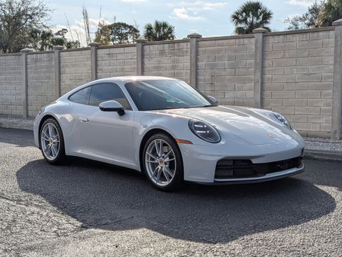 Certified 2025 Porsche 911 Carrera image 8