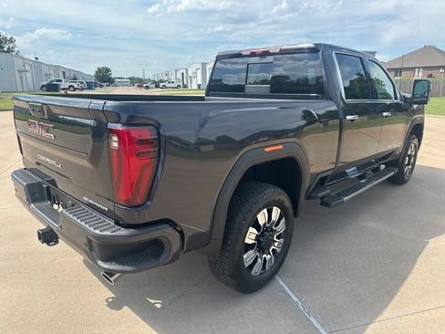 Used 2026 GMC Sierra 2500 Denali w/ Technology Package AWD/4WD image 4
