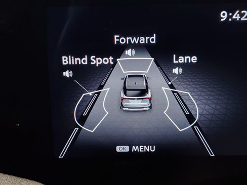 Certified 2026 Nissan Kicks SV FWD image 31