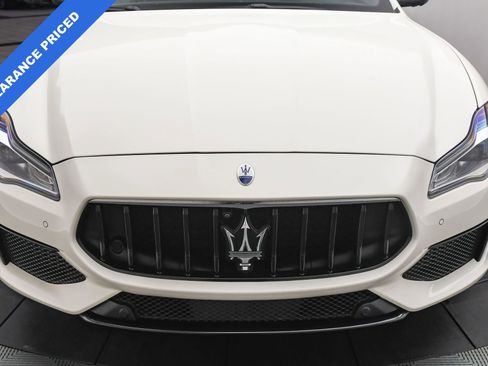 Used 2022 Maserati Quattroporte Modena Q4 image 27