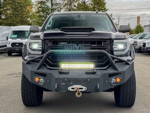 Used 2016 GMC Sierra 1500 SLT w/ SLT Preferred Package AWD/4WD image 9