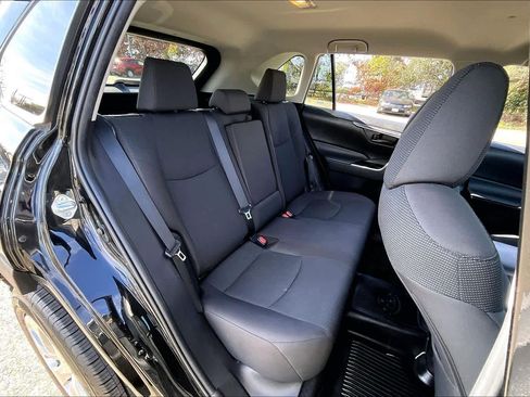 Certified 2021 Toyota RAV4 LE image 19