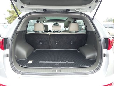 Used 2019 Kia Sportage EX w/ EX Premium Package image 24