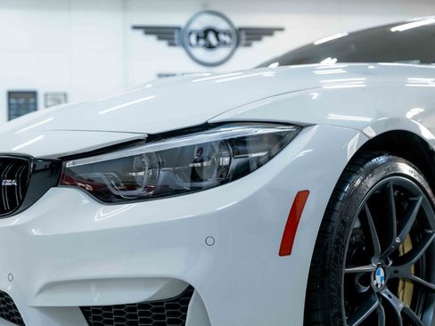 Used 2019 BMW M4 CS w/ Executive Package image 17