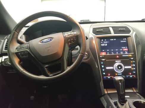 Used 2019 Ford Explorer Sport AWD/4WD image 22