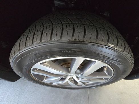 Used 2017 Honda Pilot Elite image 34