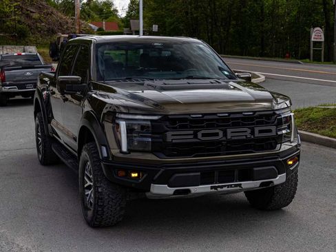 Used 2024 Ford F150 Raptor AWD/4WD image 3