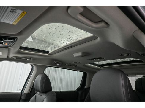 New 2026 Kia Carnival SX Prestige FWD image 21