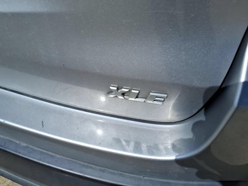 Used 2016 Toyota Highlander XLE FWD image 8