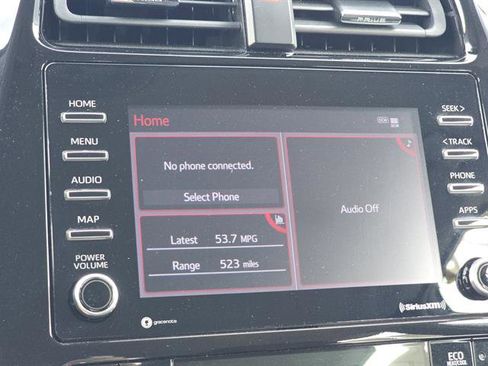 Used 2021 Toyota Prius LE image 20
