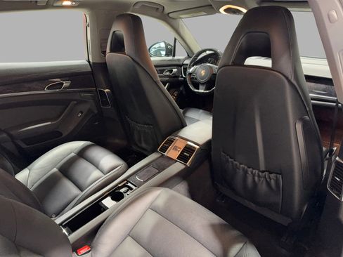 Used 2014 Porsche Panamera S image 24