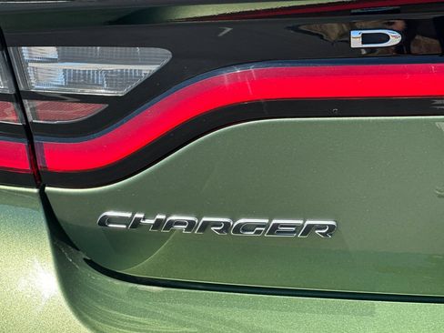 Used 2022 Dodge Charger SXT RWD image 13