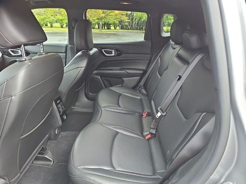 Used 2022 Jeep Compass High Altitude AWD/4WD image 17
