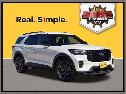 Used 2025 Ford Explorer ST image 1