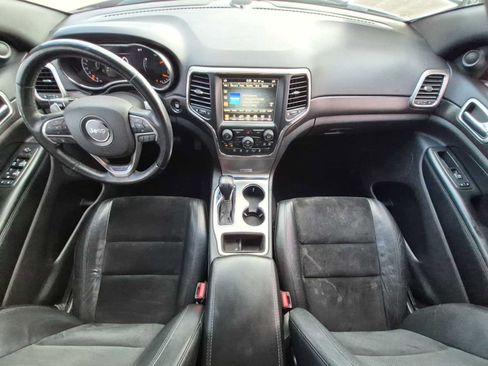 Used 2017 Jeep Grand Cherokee Altitude AWD/4WD image 15