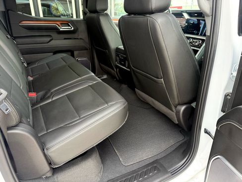 Used 2023 GMC Sierra 1500 Denali w/ Denali Reserve Package image 18