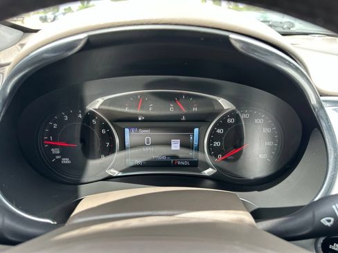 Certified 2017 Chevrolet Malibu LT w/ Leather Package FWD image 2