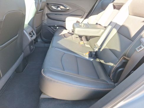 Used 2024 GMC Terrain AT4 w/ Infotainment Package II image 31