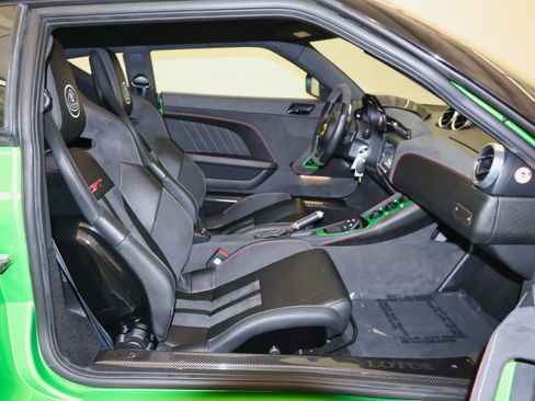 Used 2021 Lotus Evora image 41