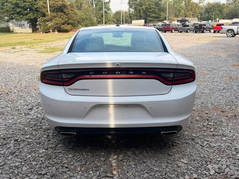 Used 2021 Dodge Charger SXT w/ Leather Interior Group RWD image 5