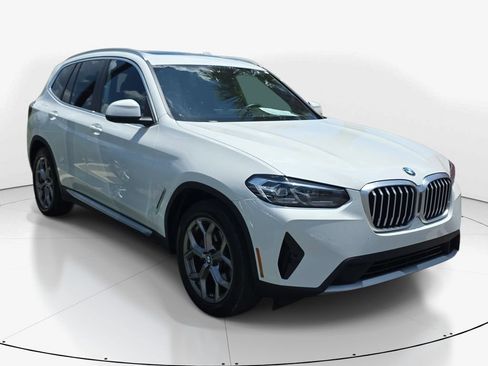 Used 2022 BMW X3 xDrive30i w/ Premium Package 2 (ZPA) AWD/4WD image 4