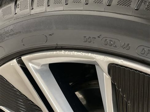 Certified 2024 Cadillac Lyriq Luxury w/ LPO, Floor Liner Package image 31