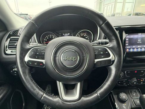Used 2019 Jeep Compass Altitude image 16
