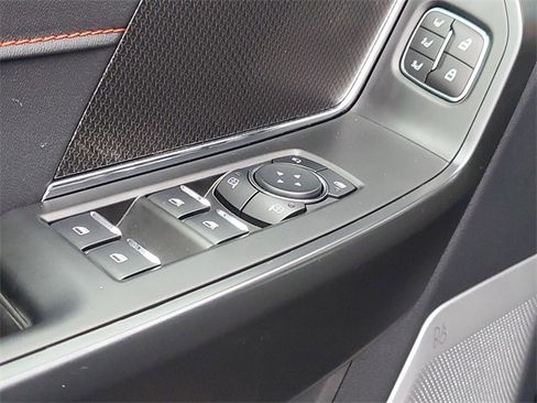 Used 2025 Ford F150 Raptor image 14