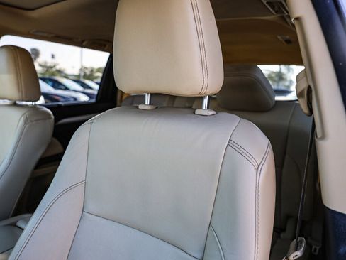 Used 2015 Toyota Highlander XLE image 20