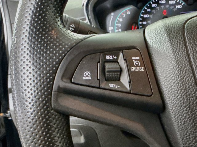 Used 2020 Chevrolet Trax LT FWD image 13