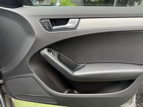 Used 2016 Audi A4 Premium image 27