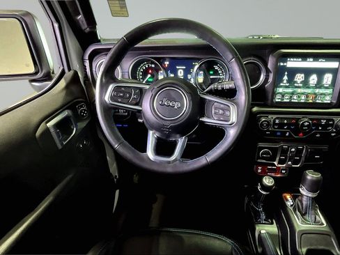 Used 2022 Jeep Wrangler Unlimited Rubicon 4xe w/ Cold Weather Group image 8