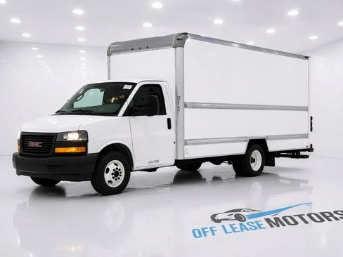 Used 2021 GMC Savana 3500 Extended w/ Power Convenience Package RWD image 1