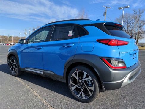 Used 2022 Hyundai Kona Limited w/ Winter Weather Package image 6