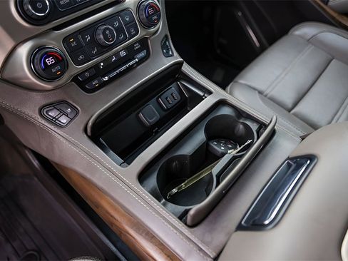 Used 2018 GMC Yukon Denali w/ Denali Ultimate Package image 21