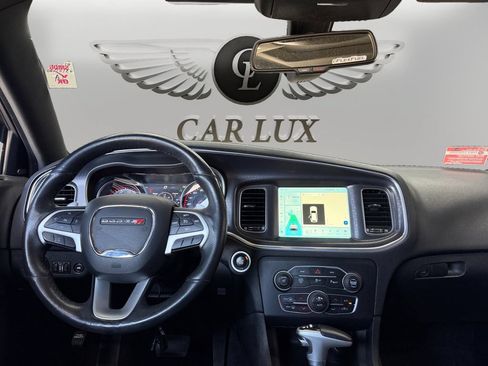 Used 2016 Dodge Charger R/T RWD image 10