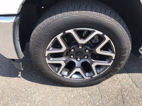 Used 2026 RAM 1500 Laramie AWD/4WD image 28