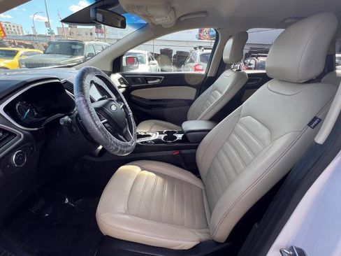 Used 2018 Ford Edge SEL w/ Equipment Group 201A image 21