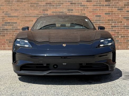 New 2025 Porsche Taycan image 10