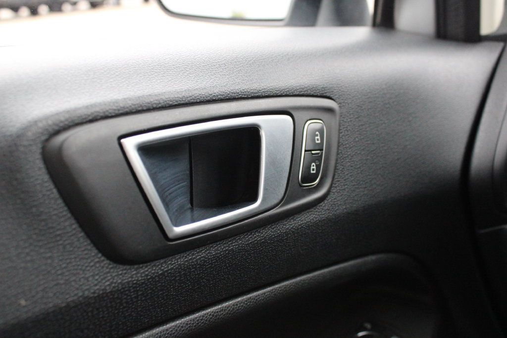 Used 2019 Ford EcoSport SE w/ SE Convenience Package AWD/4WD image 7