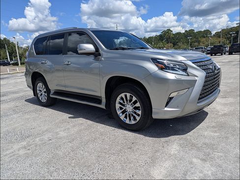 Used 2023 Lexus GX 460 Premium w/ Premium Package AWD/4WD image 2