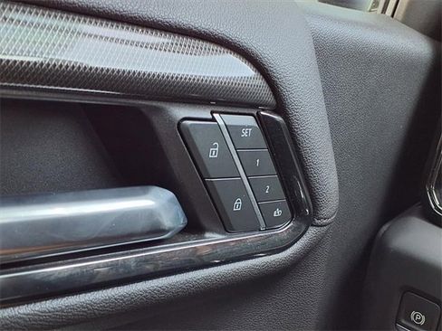 Used 2024 GMC Sierra 1500 AT4 w/ AT4 Premium Package image 21