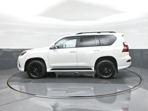 Used 2022 Lexus GX 460 w/ Black Line Special Edition AWD/4WD image 4